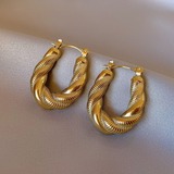 Ретро металлические небольшие дизайнерские серьги с косичкой, коллекция 2023, городской стиль, популярно в интернете, тренд сезона