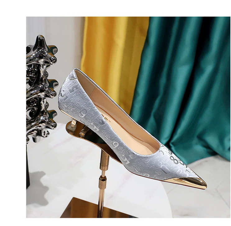 Women's High Heels Pointed Toe Satin Shoes With Metal Detail_voghion.com