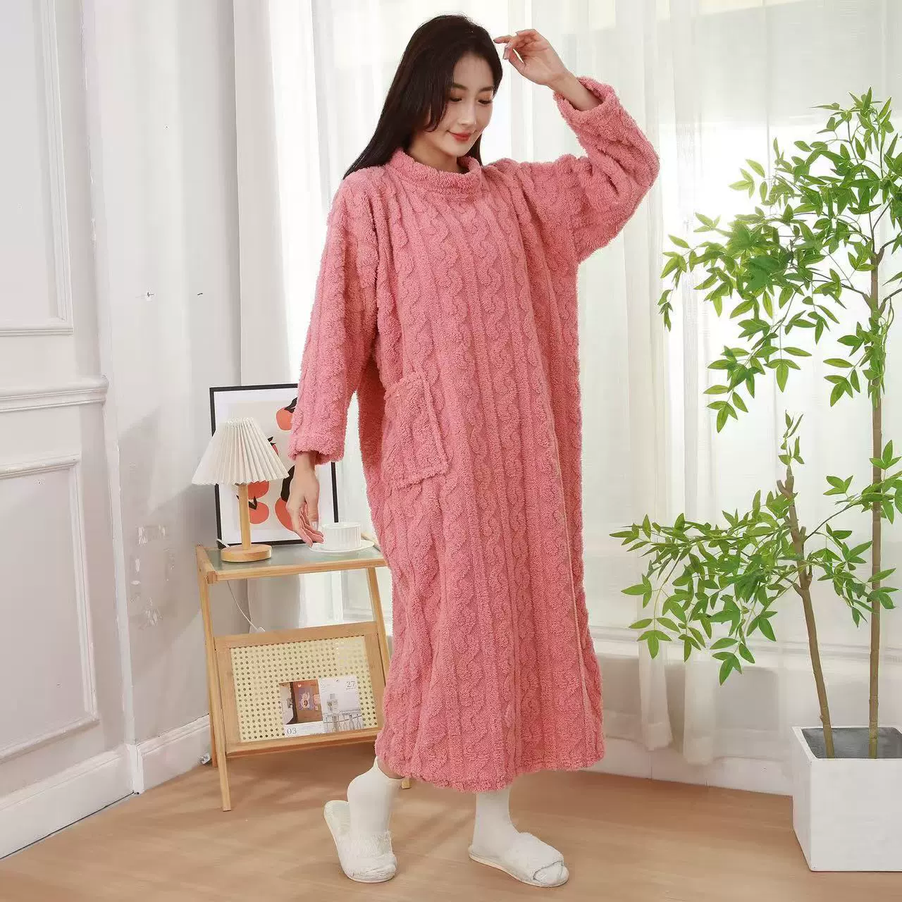Коралловый бархат длинный тёплый пижамы халат, оптом