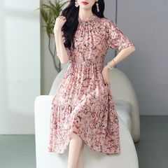 69467 2025年春夏新作 小柄な方向け レースアップ シルクスリムフィット 花柄シルクワンピース