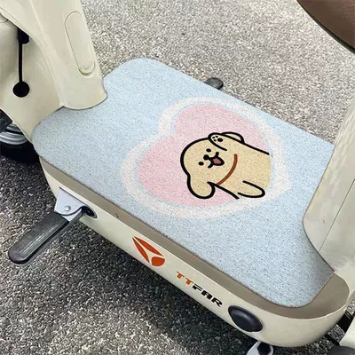 Electric vehicle foot mat — Dirt-Resistant Universal Anti-Slip Wire Ring Foot - love-puppy-on-blue-background-2540cm-silk-circle-cut-the-hair-into-a-rectangle-by-yourself