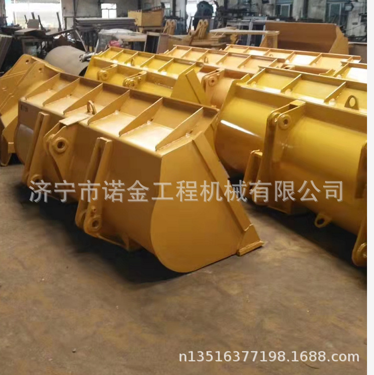 长期供应龙工850装载机铲斗 土方斗耐磨岩石斗全车优质配件