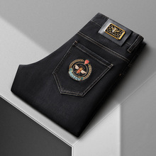 高档牛仔裤冬季加绒加厚男裤轻奢商务牛仔时尚刺绣弹力修身直筒裤