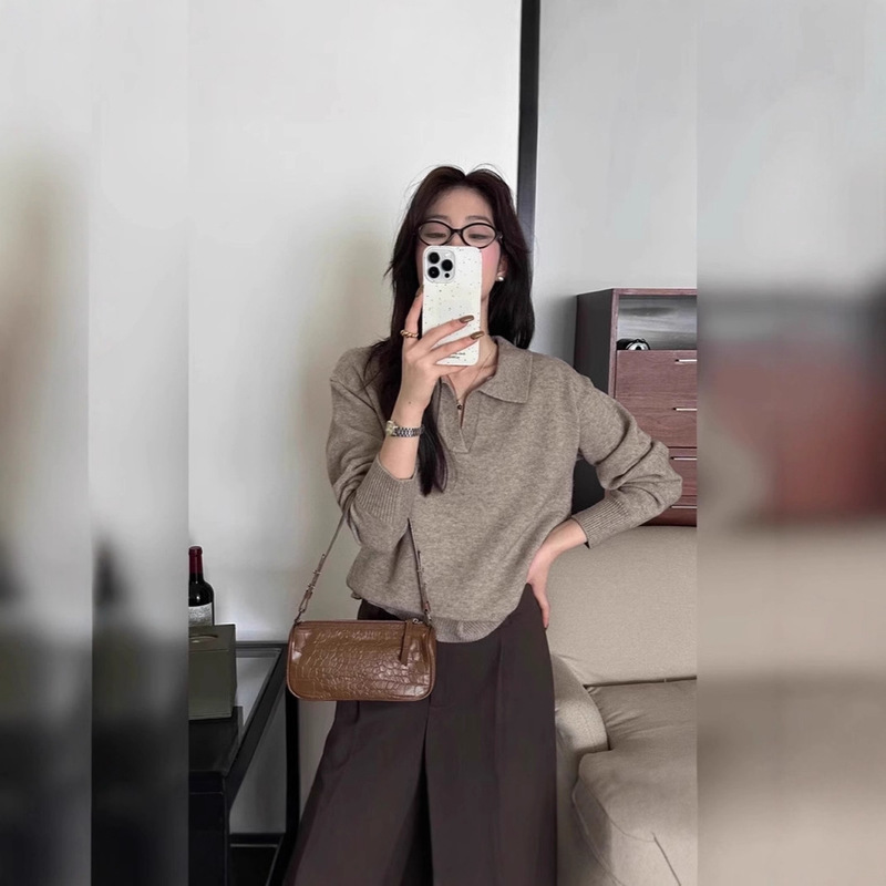 Soft and Waxy Polo Lapel Sweater for Women, Autumn and Winter Retro Hong Kong Style Lazy Style Top, Casual Knitted Bottoming Shirt for Women Soft and Waxy Polo Lapel Sweater for Women, Autumn and Winter Retro Hong Kong Style Lazy Style Top, Casual Knitted Bottoming Shirt for Women