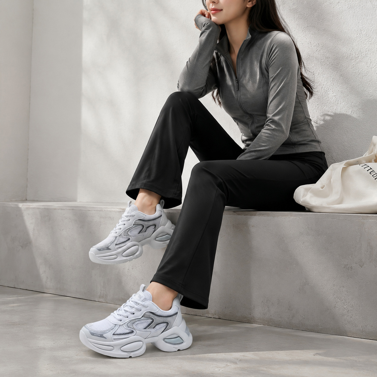 Zapatos de papá zapatos de mujer 2026 verano nuevo aumento de suela gruesa mesh transpirable zapatos deportivos casuales zapatos de mujer moda versátil