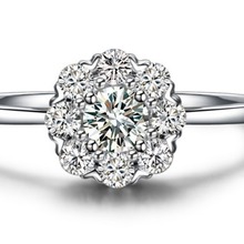 结婚礼物纯钻石显钻大18K金戒指750女跨境手饰镶嵌钻石个性指环