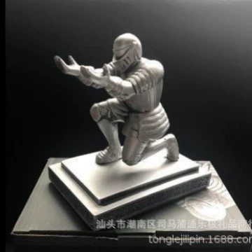 通乐极 PenHolder Knight Pen Seat Armor Hero Pen Holder Display Stand Stationery Pen Holder Metal Electroplating