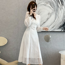 早秋法式氣質連衣裙2021新款小個子女裝V領收腰茶歇裙白色長裙子