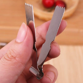 刨子、削皮器;厨房小工具;其他五金工具