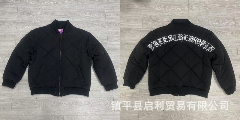 卸売りの悪魔島のアメリカの街頭の帽子の綿の服の小さい標準の刺繍のINSの潮の冬の厚い保温のオーバーのパンの服|undefined