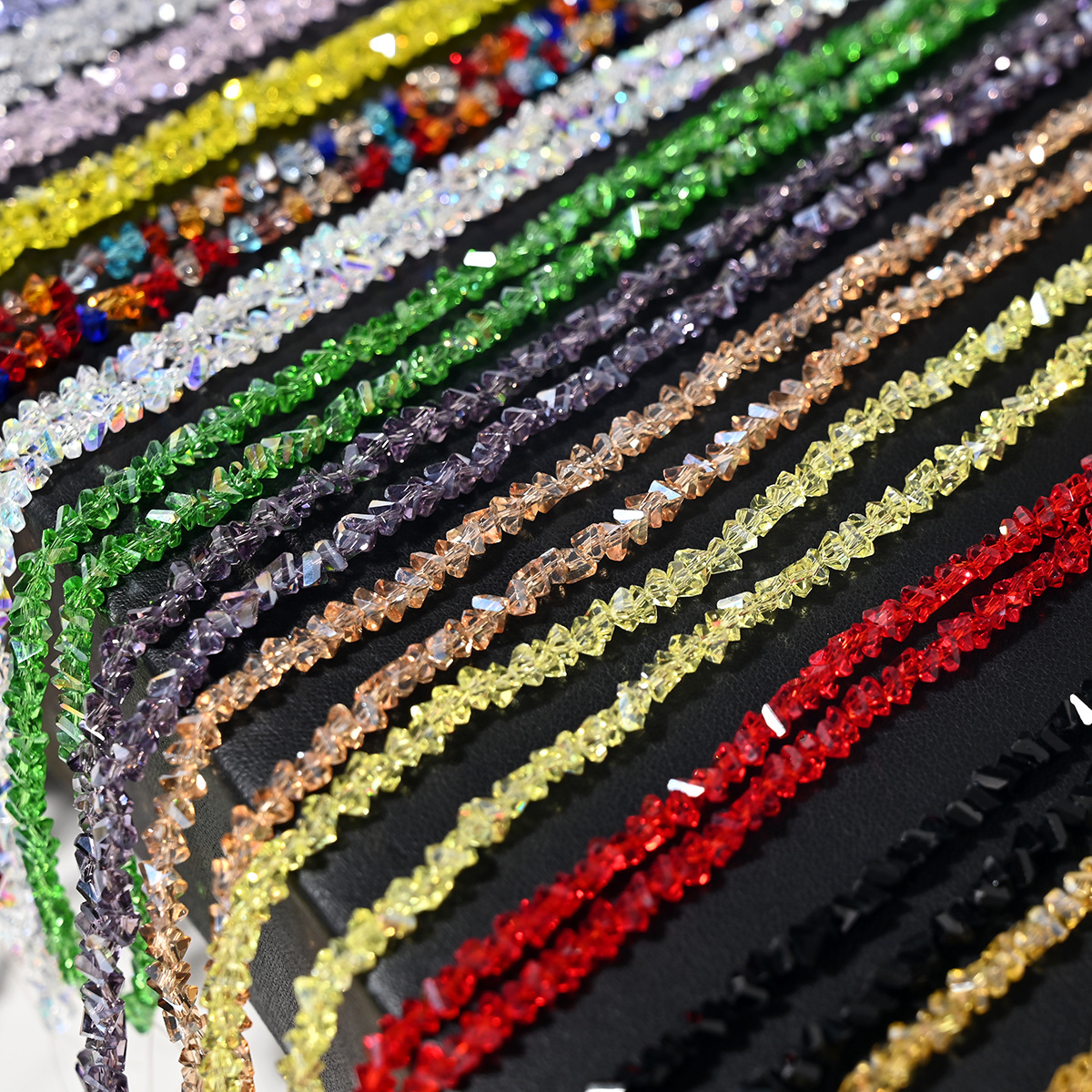 Collar de perlas de cristal de diamante de cristal triangular de 4 mm collar de perlas sueltas de bricolaje artesanal accesorios de ropa accesorios de cadena de teléfono móvil accesorios de cadena de teléfono móvil image 3