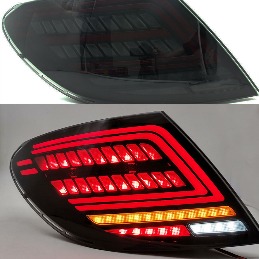 Aplicable a la modificación del conjunto de la luz trasera LED negro de Mercedes BZ C-Class W204 2007 - 2014