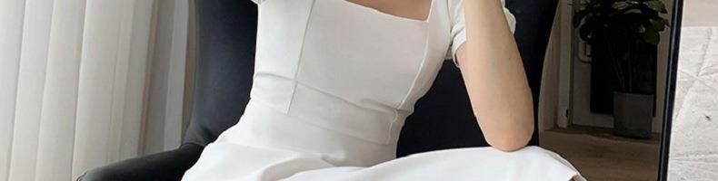 帮手描述图：2022夏季新款复古赫本风小黑裙胖妹妹收腰显瘦方