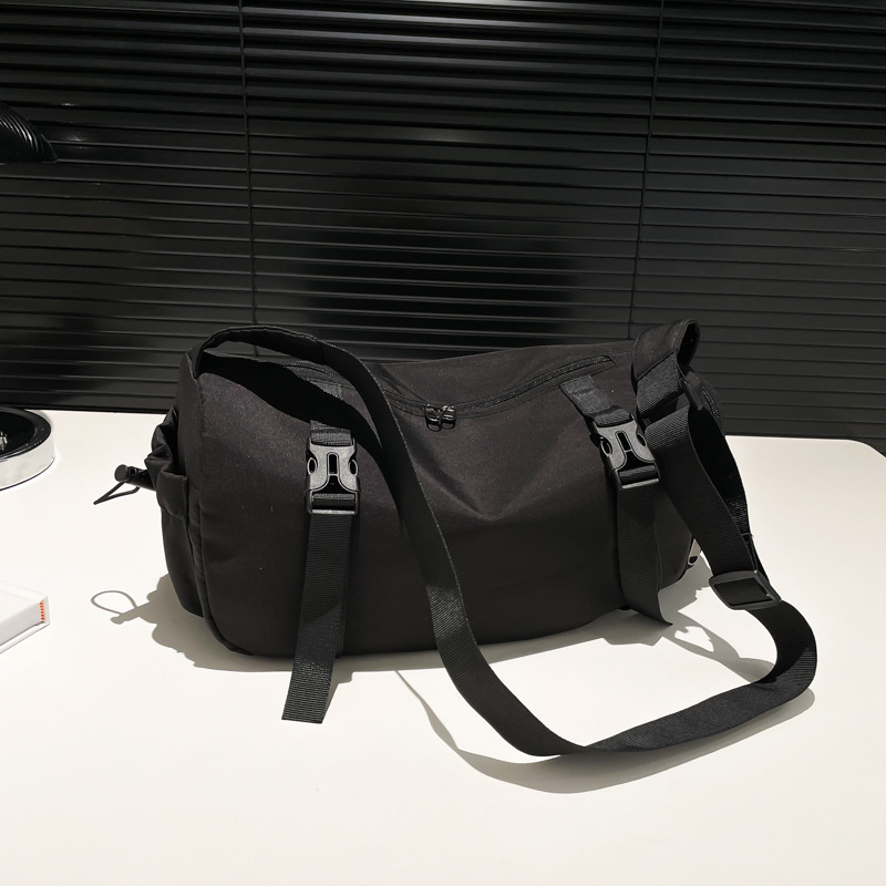 Mujeres de hombro para viajes de gran capacidad 2024 nuevo bolso deportivo multibolso simple bolso unidireccional