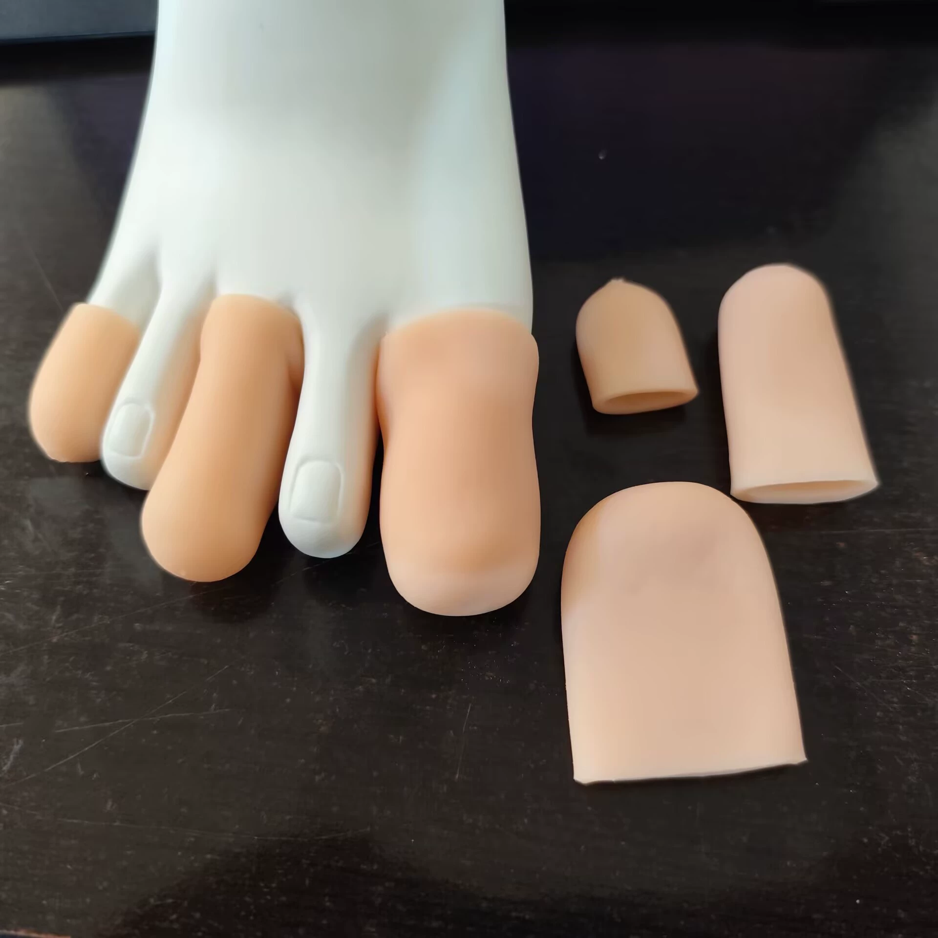 Silicone toe protector, extended toe cap, multiple sizes (long/big/conventional), white/skin/brightening