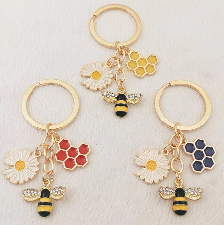 Cross-border fresh daisy bee hive creative key ring girl cute alloy key chain bag pendant jewelry Cross-border fresh daisy bee hive creative key ring girl cute alloy key chain bag pendant jewelry