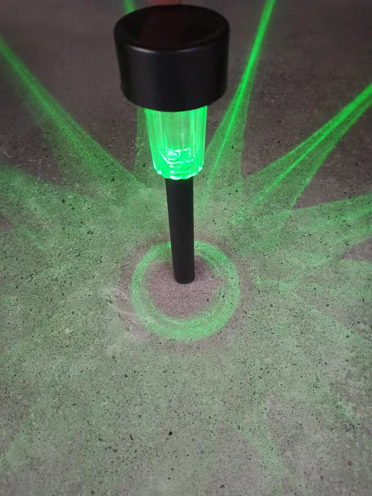 태양광 플라스틱 튜브 스틱 램프 컬러 조명