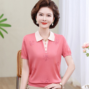 中年媽媽夏裝帶領(lǐng)冰絲t恤翻領(lǐng)繡花洋氣上衣五十歲媽媽裝針織短袖圖片