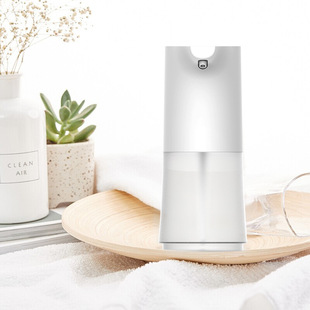 New Household Foam Mobile Phone Desktop Detergent Remover Cleaner Desktop Smart Automatic Sensor Soap Dispenser