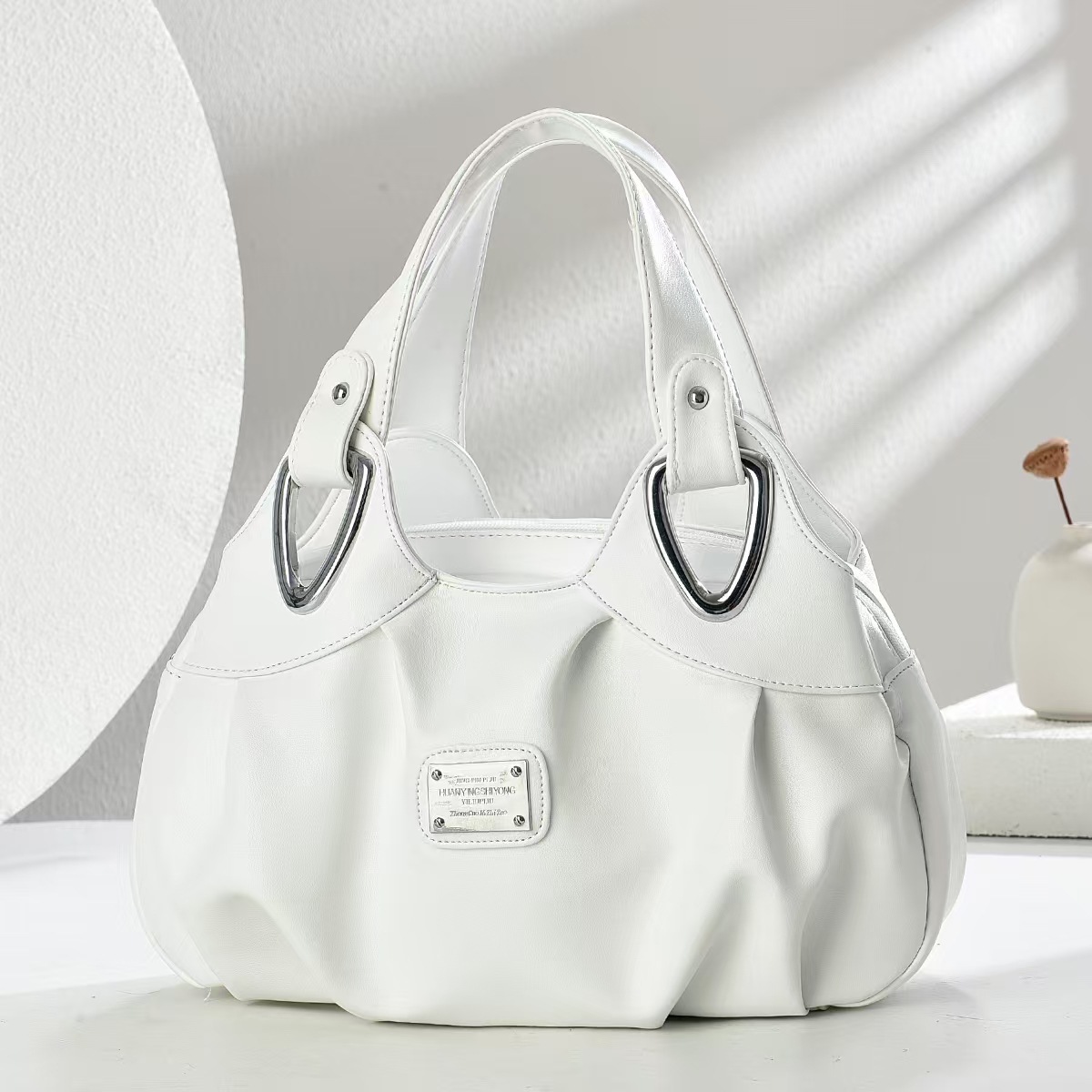 Bolso de mano de gran capacidad 2025, nuevo estilo de impresión, bolso de hombro, transporte, ocio, bolso de mano.