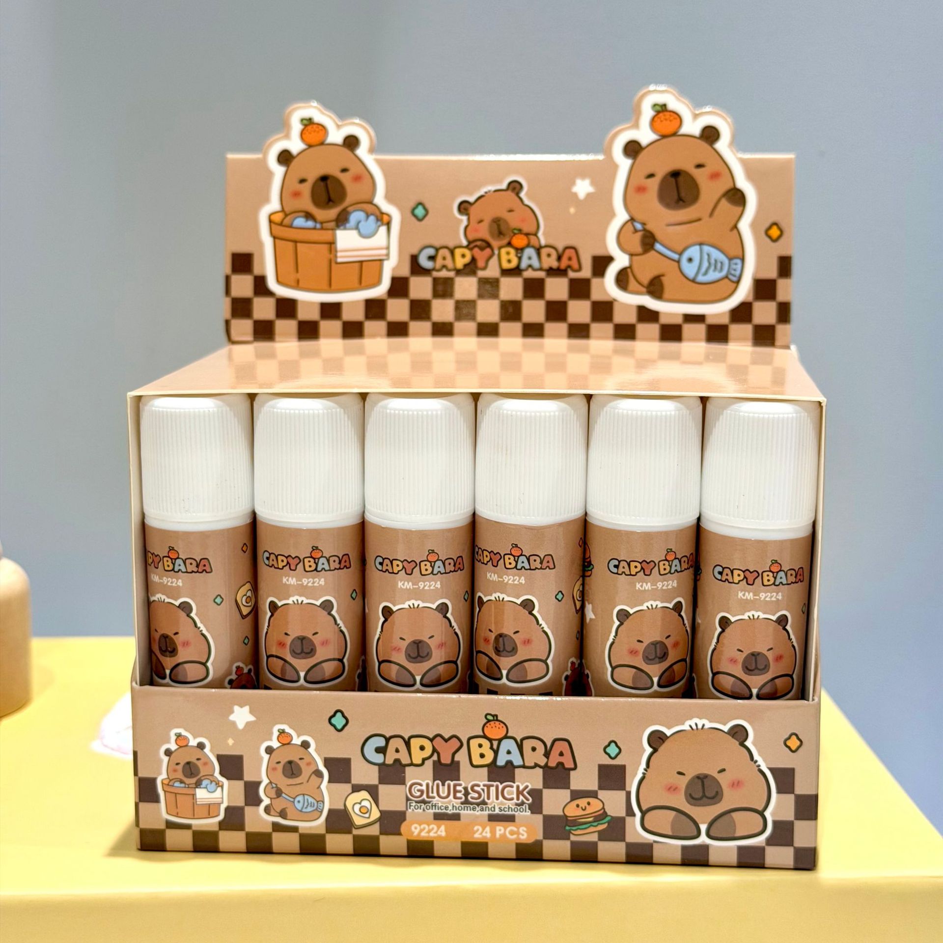 Cartoon Capibara pegamento sólido portátil para estudiantes pegamento sólido pequeño DIY pegamento de alta viscosidad pegado