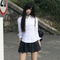 新品小栀川白色收腰长袖衬衫女秋季学院风jk制服修身显瘦刺绣衬衣