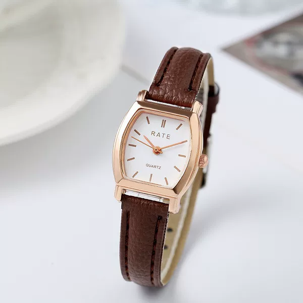 Korean-style retro small square watch, women's quartz watch, simple and fashionable leather strap watch, casual student watch, wholesale from the manufacturer