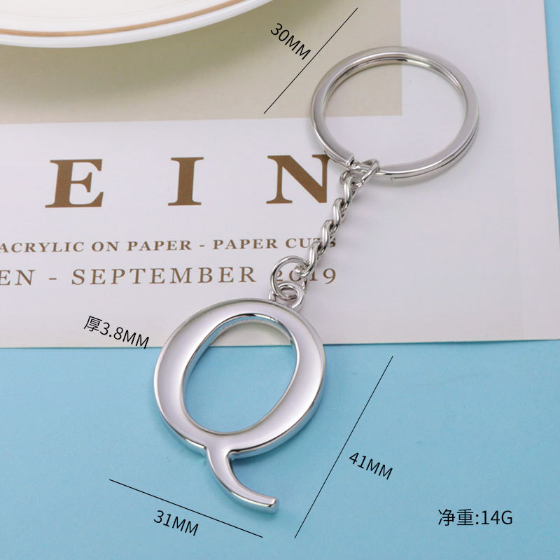 Inglés carta llavero bolsa colgante 26 letras mayúsculas y minúsculas y números llavero europeo y americano pequeño regalo personalización