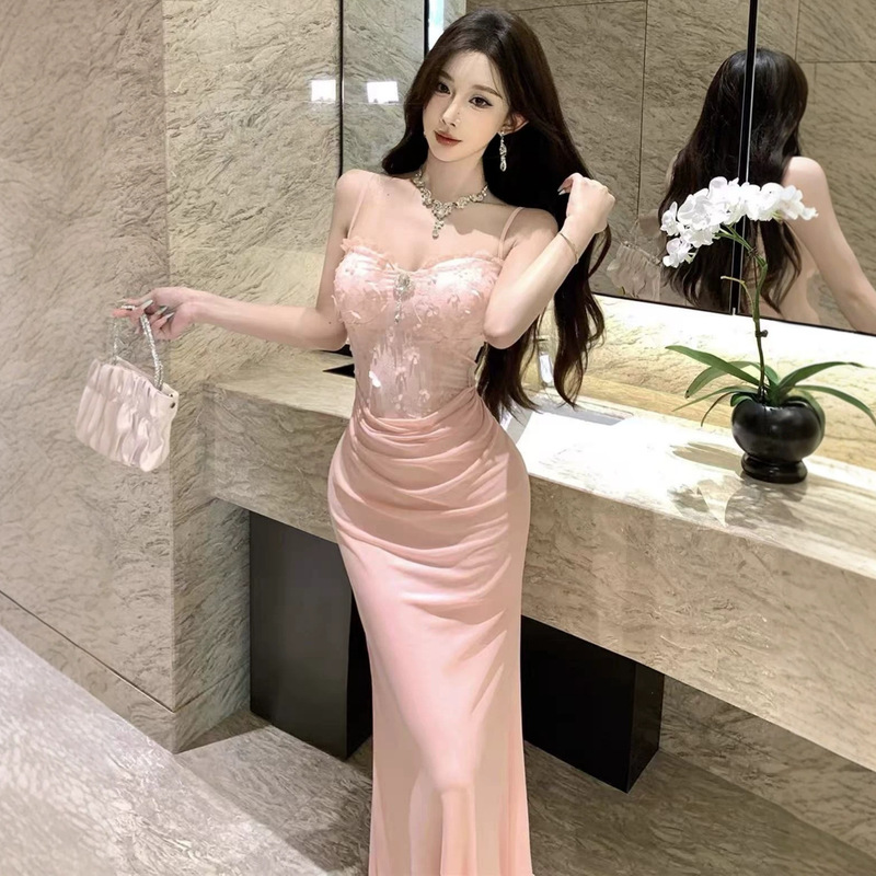 Three-dimensional jacquard elegant and beautiful long dress, summer cross-border new style, pleated waist-slimming strap dress