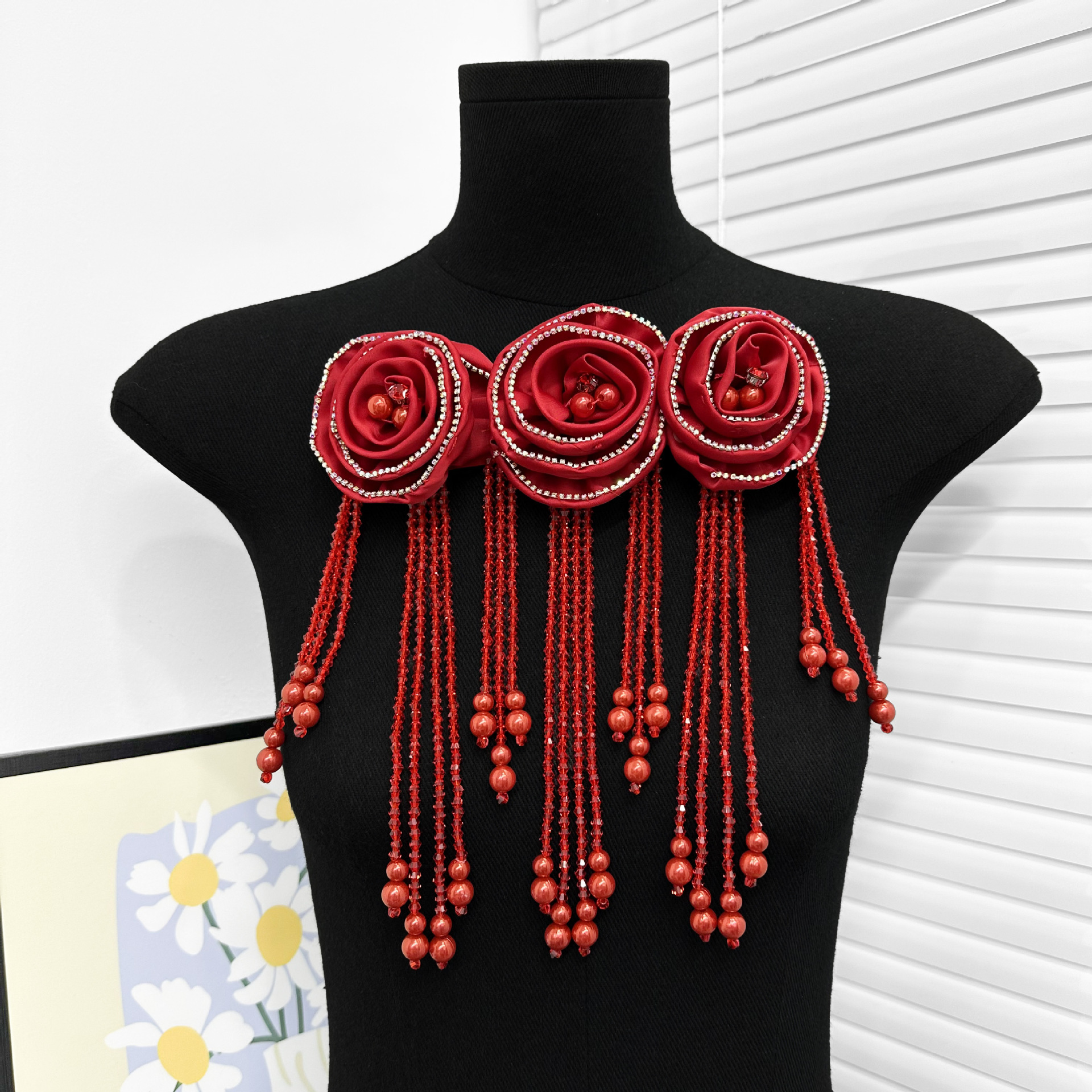 Transfronteriza industria pesada diamante bordado tela tridimensional rosas bordado pecho dulce choker cheongsam accesorios de vestido