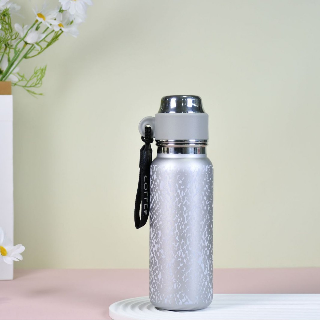 2025 nueva taza de aislamiento de serpiente de acero inoxidable simple de doble vacío comercial al aire libre taza de aislamiento de regalo