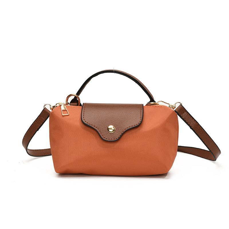 时尚高级质感单肩斜挎包女休闲百搭饺子包复古潮流轻奢小包包女包