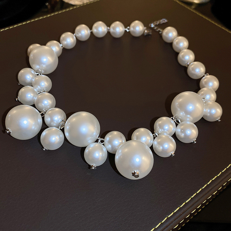 Übertriebene große Halskette ohne Perlen für die Braut, leichtes Luxus-Nischentemperament, 2024, neue explosive Schlüsselbeinkette, weiblicher Choker_voghion.com