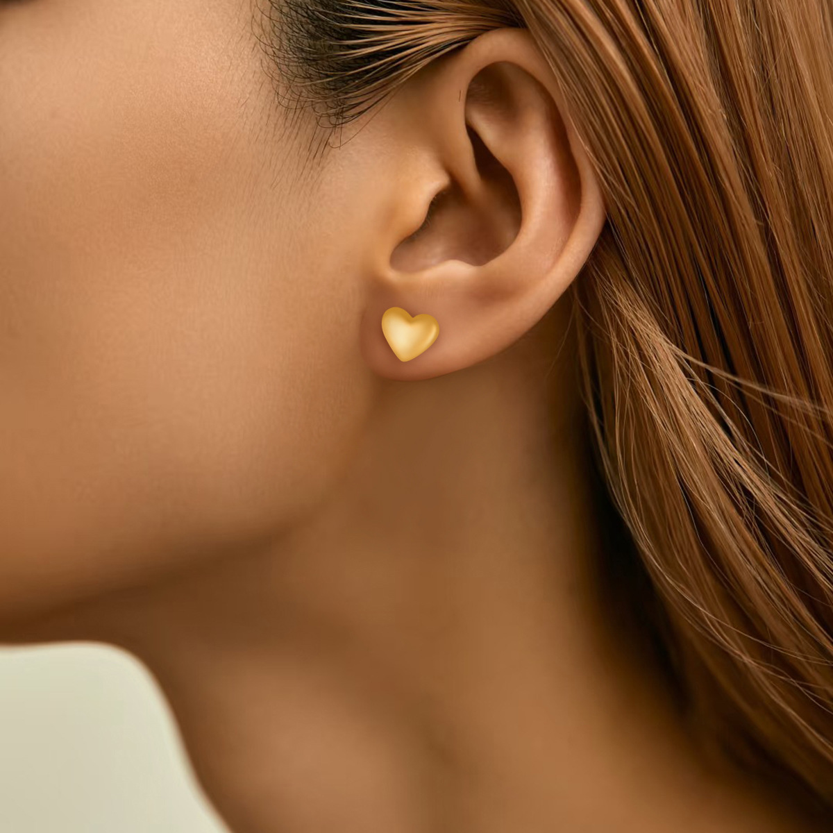 Joyas transfronterizas europeas y estadounidenses INS amor retro diseño pernos de arete exagerado geometría simétrica aretes de moda en forma de corazón mujeres
