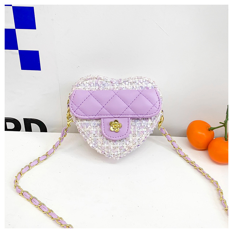 Kid's Small Woolen Heart Shape Cute Heart-shaped Zipper Crossbody Bag display picture 9