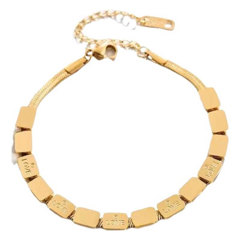 Pulsera de amor de acero de titanio cuadrado de letras doradas, diseño de nicho, sensación avanzada, personalidad, viento frío, no se desvanece, nuevo estilo fresco