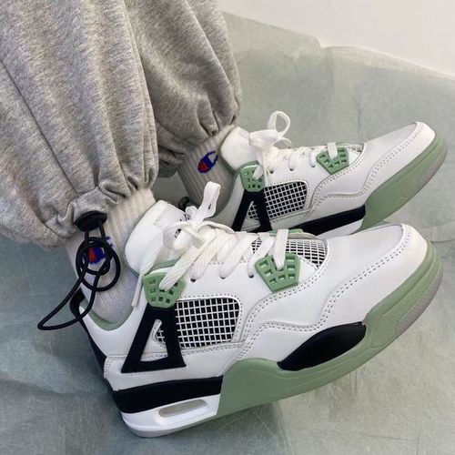 2059 white pine green