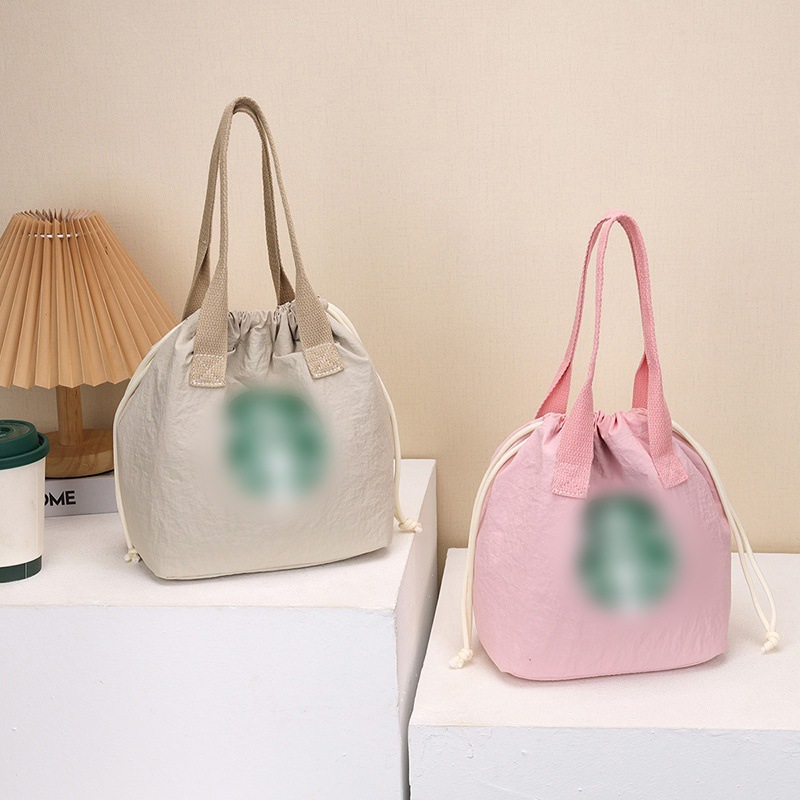 Handbag 2026 New Trendy Brand Printed Textured Nylon Fabric Water-Repellent Insulated Lunch Bag Drawstring Bucket Bag