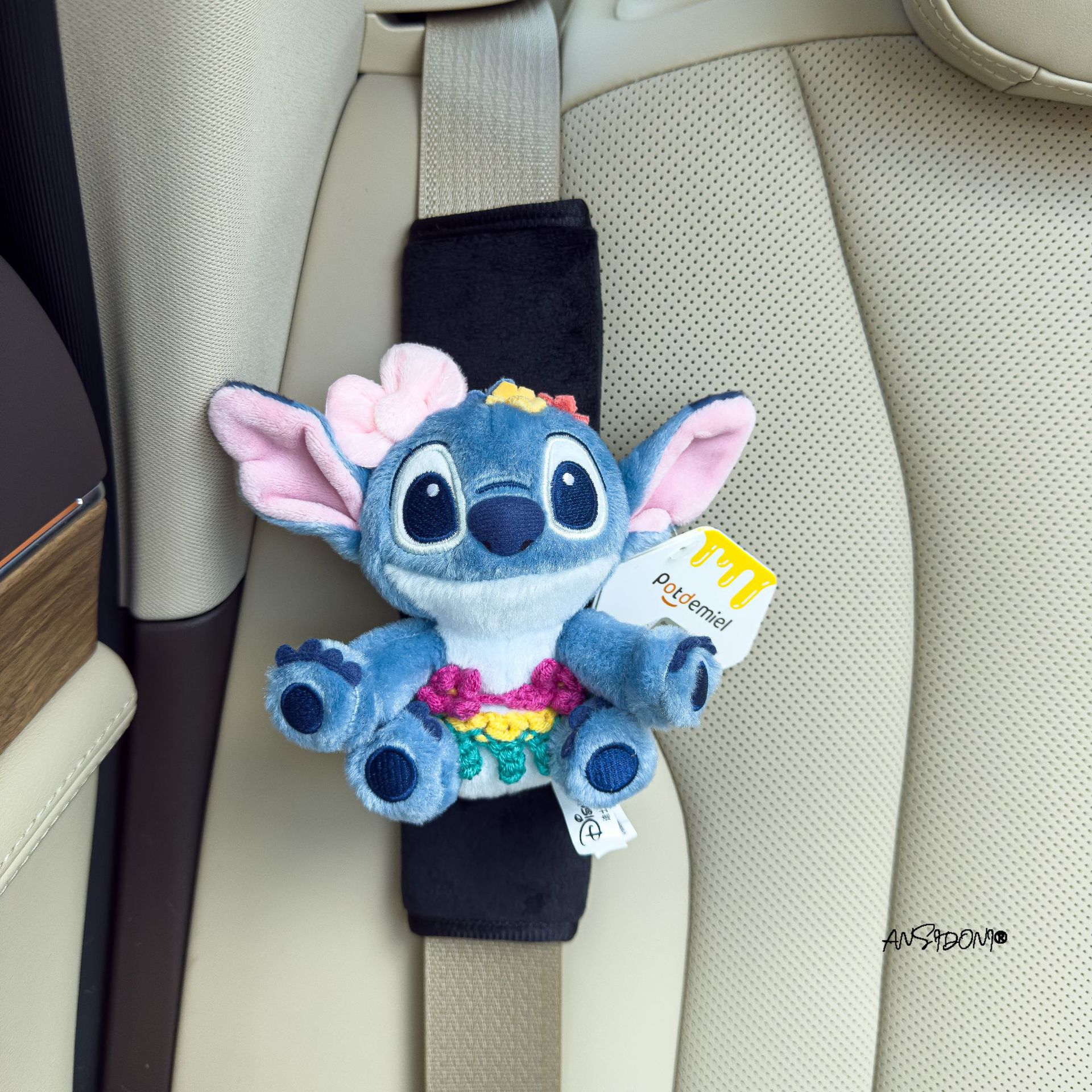 Authentic Lilo and Stitch Doll Car Seat Belt Shoulder Cover Decorative Car Accessories Anti-Stranglehold Car Accessories