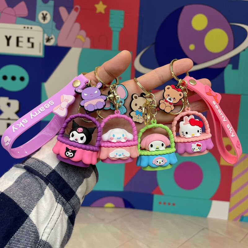 Sanrio Flower Basket Keychain Kurome Doll Car Keychain Couple Bag Pendant Doll Small Gift Wholesale