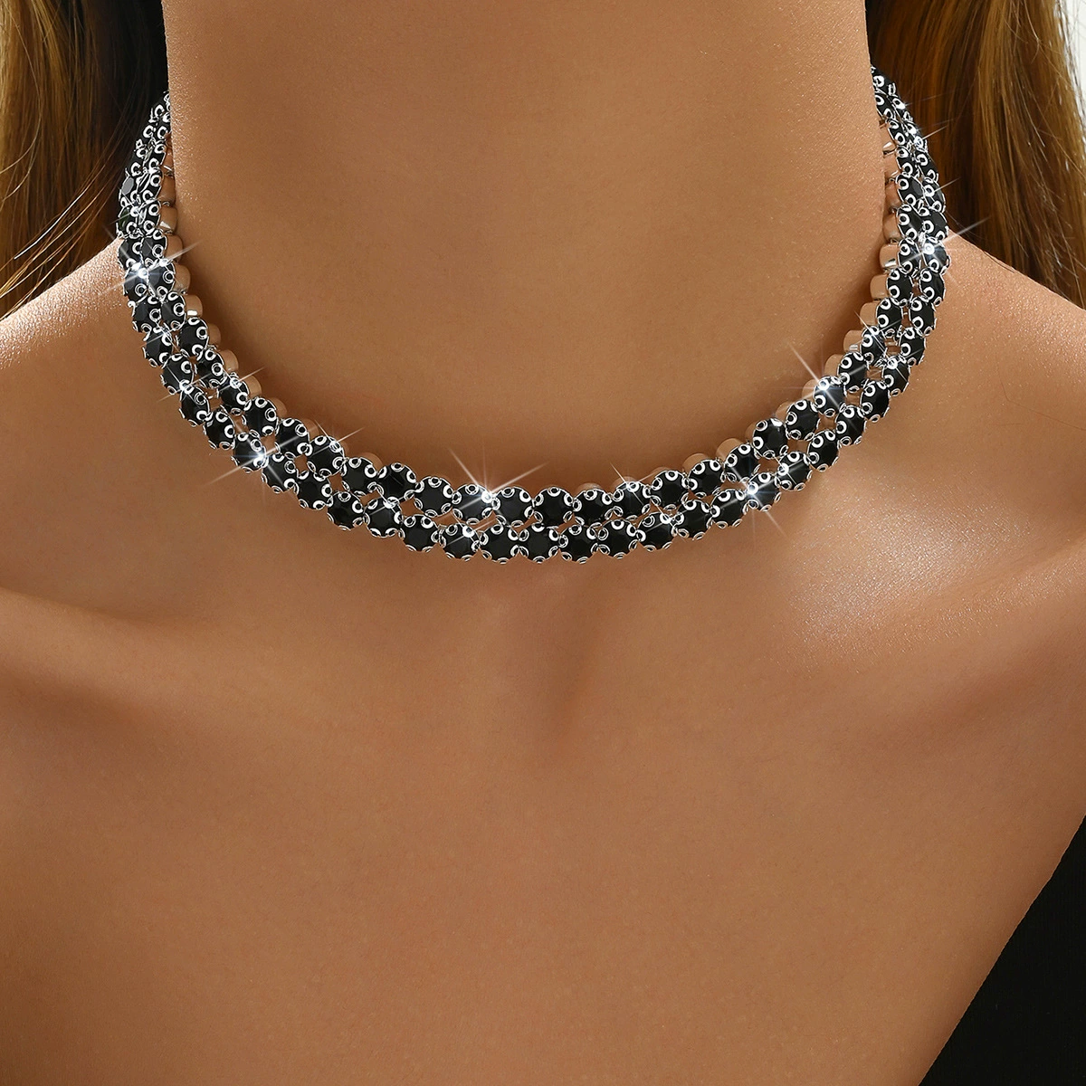 2024 Трансграничная ювелирная сетка красная шея свадебная свадьба двойной изысканный ошейник ожерелье из страз