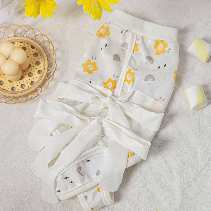 Ropa de gato ropa de verano anti-lamer esterilización suministros para mascotas gato hembra destete ropa delgada transpirable ropa para mascotas en stock