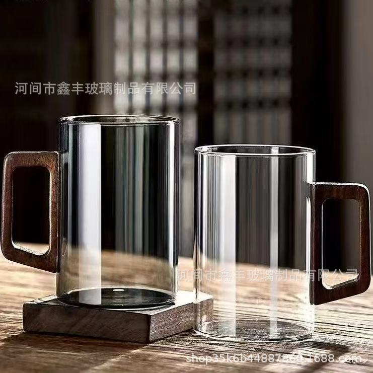 Walnut Wood Handle High Borosilicate Glass Cup with Handle, Heat-Resistant Single-Layer Cup for Brewing Tea, Drinking Water, or Green Tea