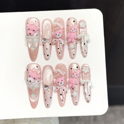 Cute and Sweet Cartoon Pink Bear Dreamy Long Handmade Wearable Nail Art Pieces with High Aesthetic Value Wholesale Cute and Sweet Cartoon Pink Bear Dreamy Long Handmade Wearable Nail Art Pieces with High Aesthetic Value Wholesale