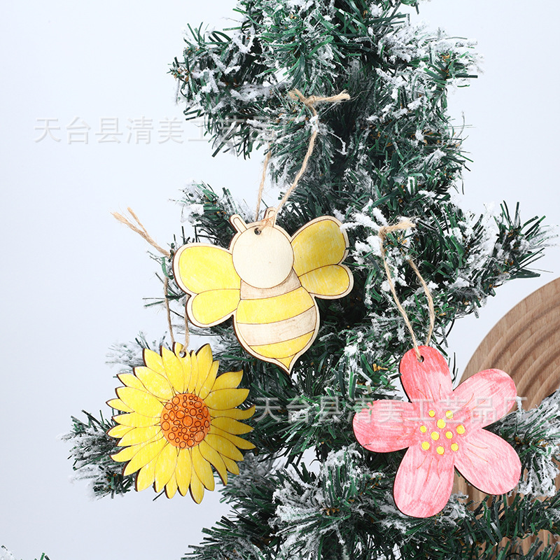 Madera de dibujos animados planta insecto pieza de madera colgante decoración niños pintado a mano material de pintura de bricolaje