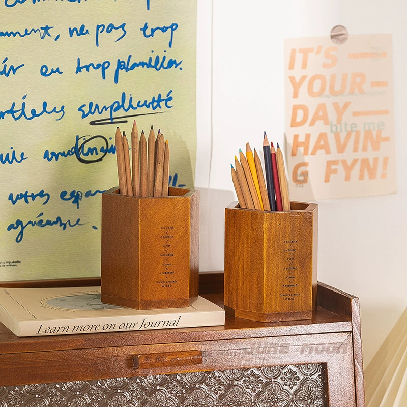 Столовая щетка? Wait adjust: Table brush, storage system for elementary school students, watercolour, crayons, marker, pens holder, wooden stationery