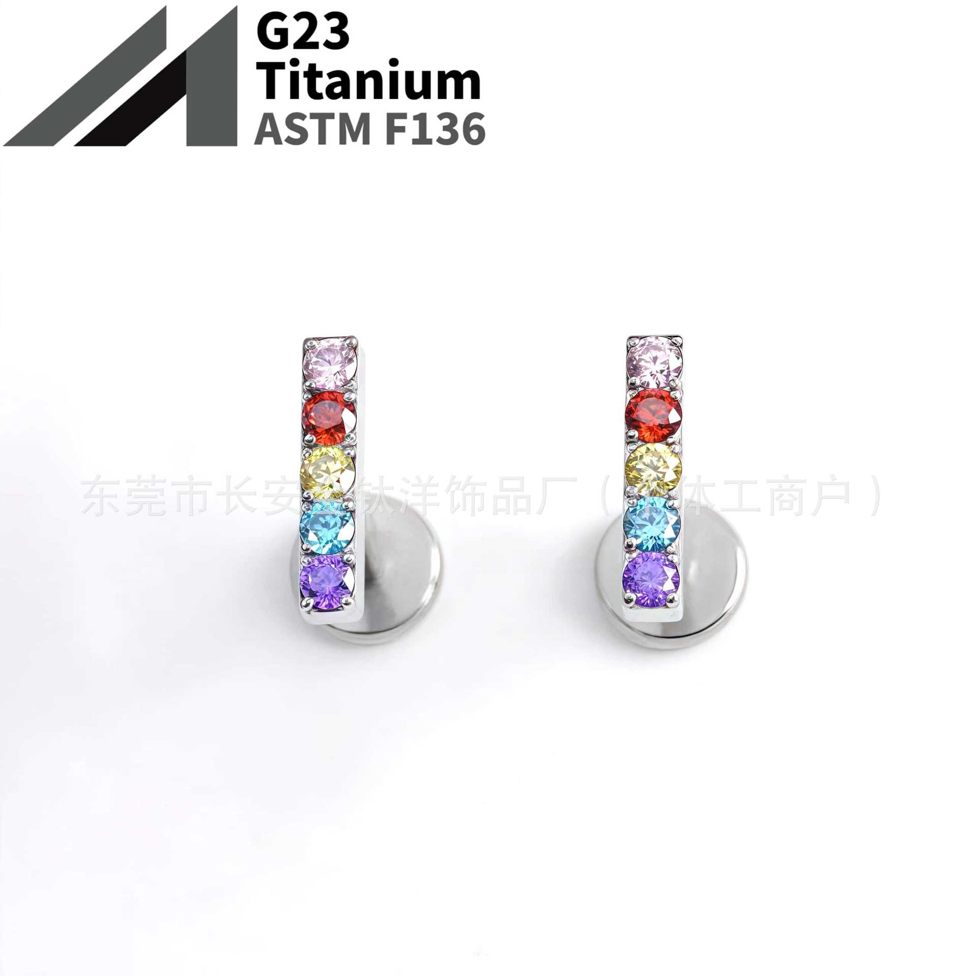 16G labret stud size and finish detail