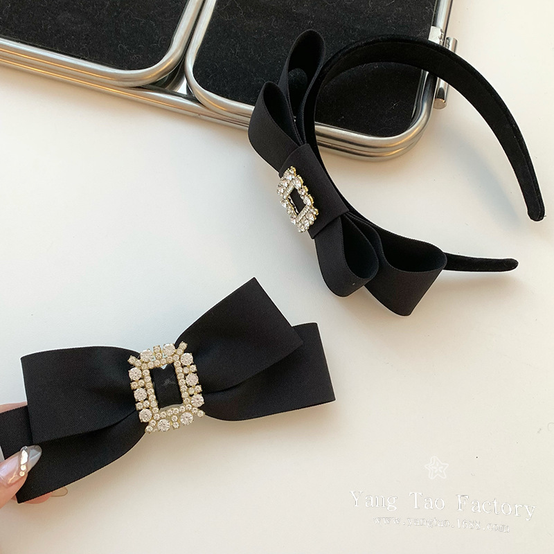 1000 oro satén con perforación cuadrada arco de cabello de cabello de estilo de cabello de cabello abrazadera para el cabello