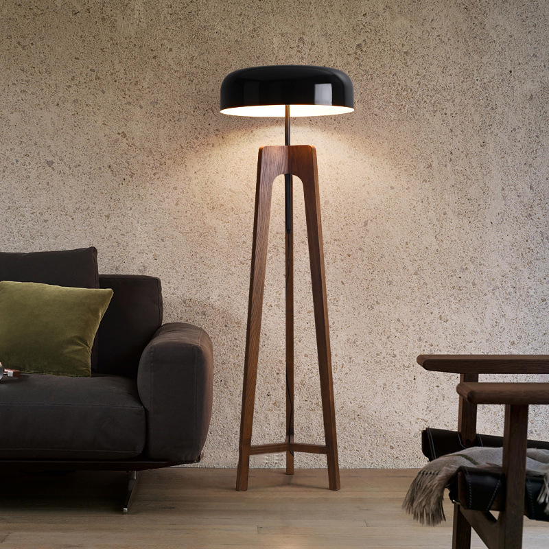Medieval Designer Japanese Style Living Room Bedroom B&B Sofa Side Hotel Retro Vertical Solid Wood Tripod Floor Lamp
