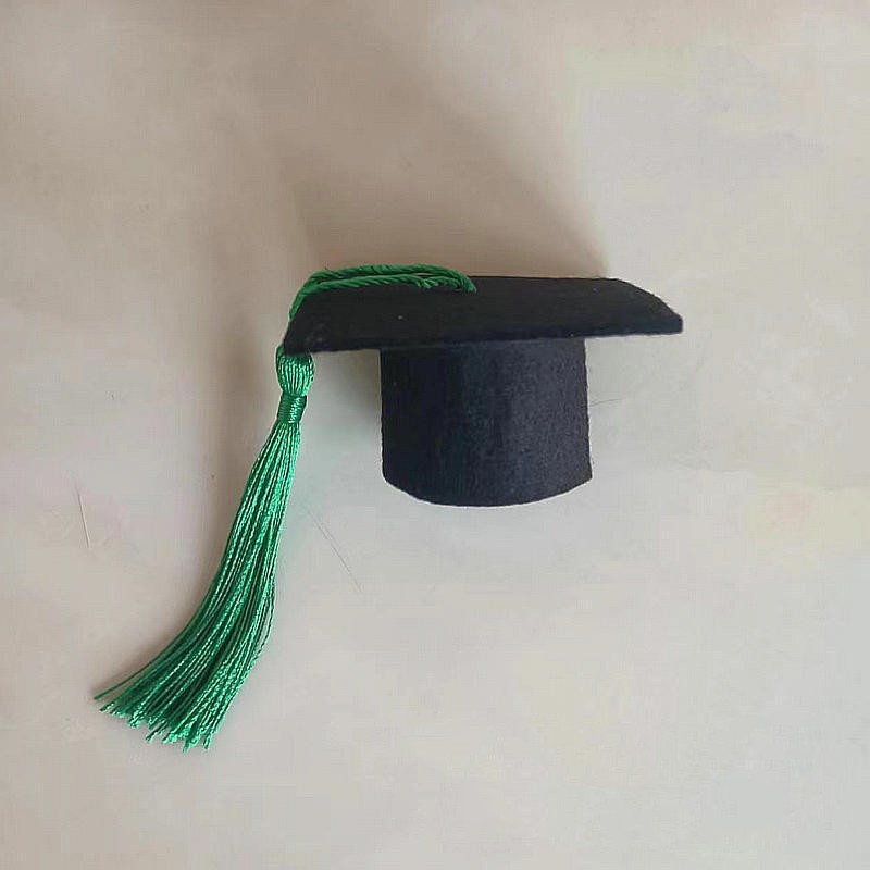 Mini sombrero de graduación de fieltro con flecos, decoración para muñecas y botellas de vino, ramo